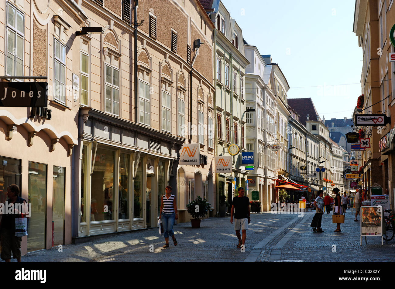 Obere Landstrasse street, Krems, Wachau trimestre, Bassa Austria e Europa Foto stock - Alamy