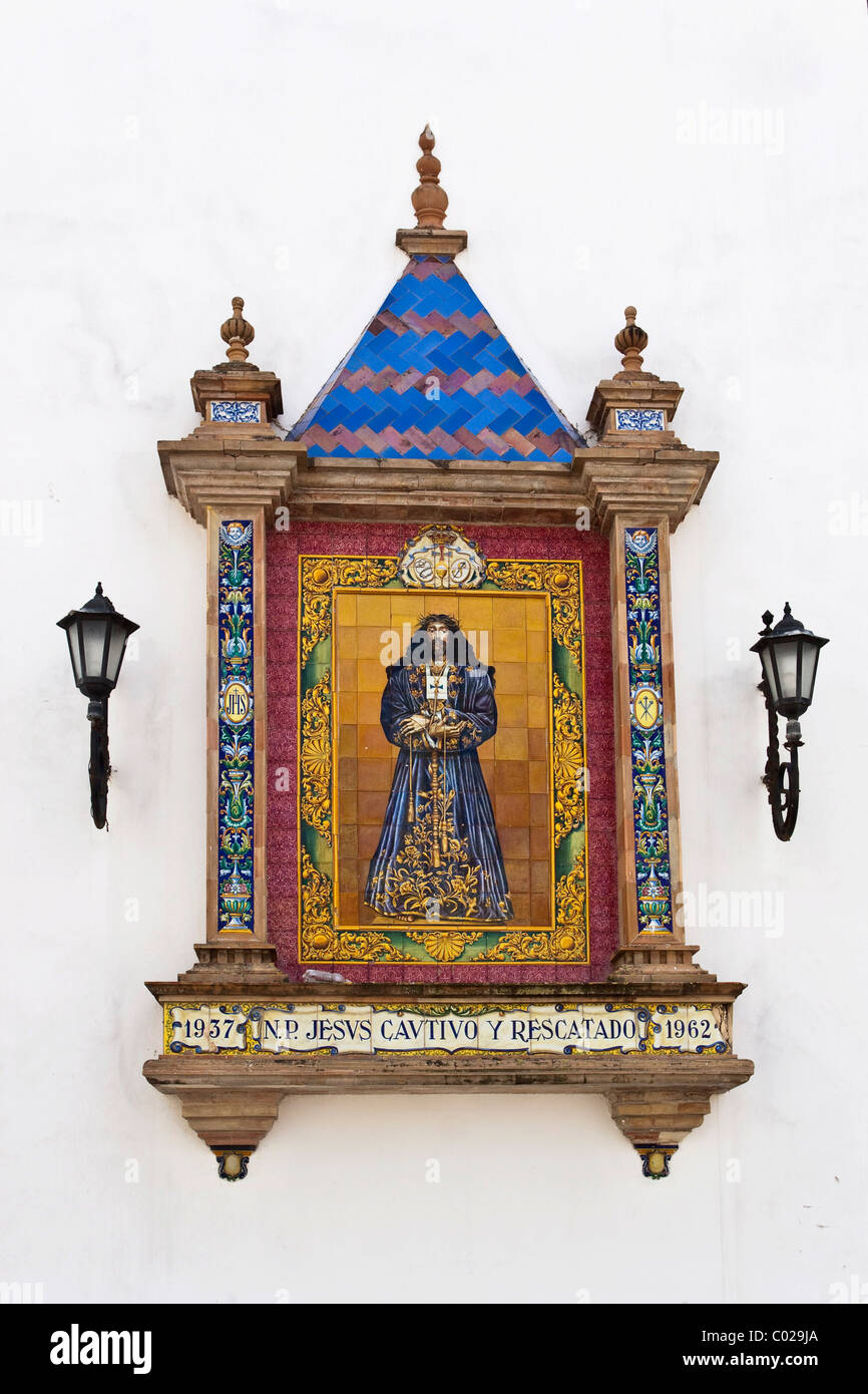 Parete colorato mosaico presso la chiesa di Santa Cruz, Catedral Vieja, nell'andaluso porto della città di Cadiz, Spagna, Europa Foto Stock