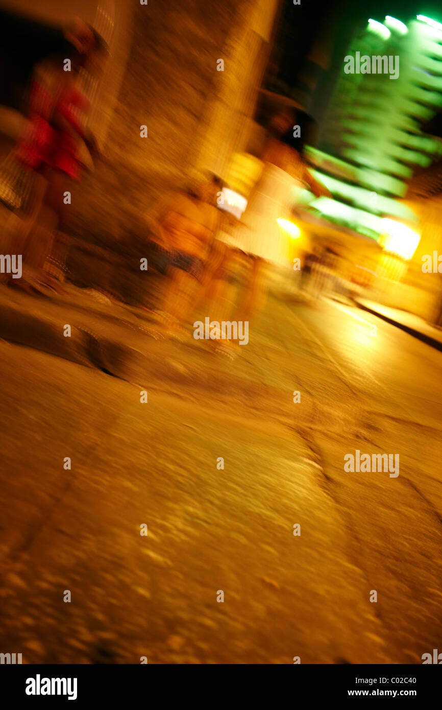 Ragazze colombiane su angolo, Cartagena, Colombia Foto Stock