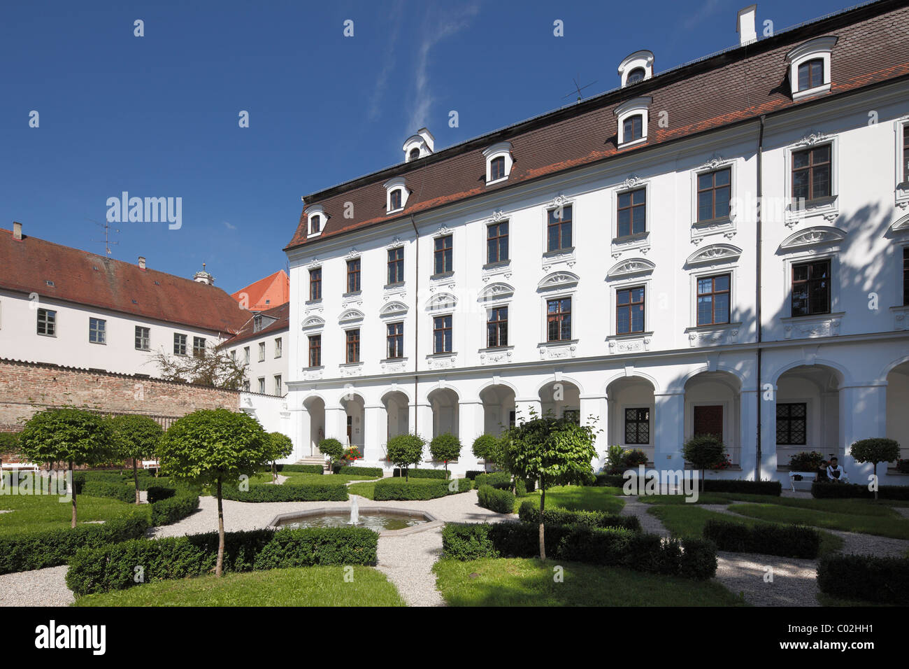 Giardino della Schaezlerpalais mansion, Augsburg, Schwaben, Baviera, Germania, Europa Foto Stock