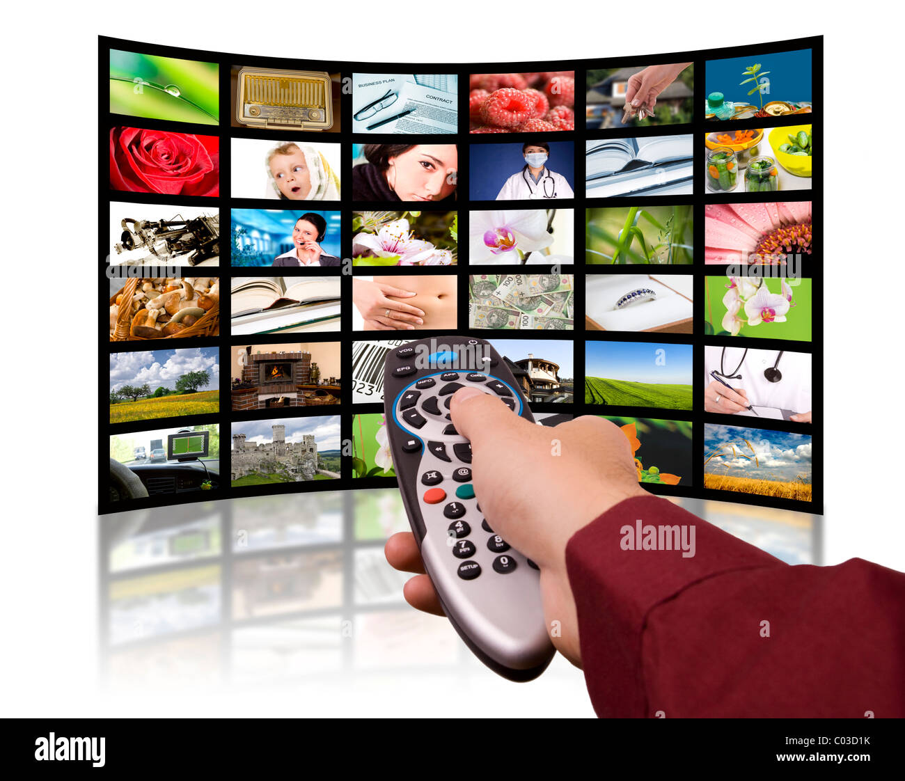 TV LCD pannelli. Produzione televisiva concetto tecnologico. Controllo remoto. Foto Stock