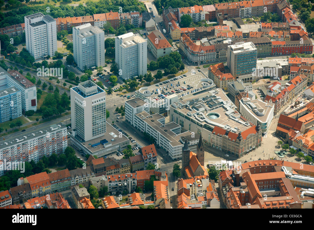 Vista aerea, Ira 1 shopping, centro citta', Erfurt, Turingia, Germania, Europa Foto Stock