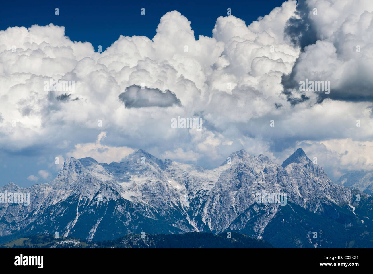 Vista dal Monte Horn sul Wilder Kaiser gamma, Tirolo, Austria, Europa Foto Stock