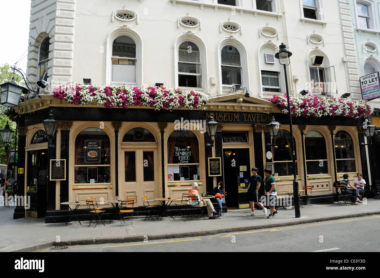 Museum Tavern casa pubblica in Museum Street Bloomsbury Londra Inghilterra Regno Unito Foto Stock