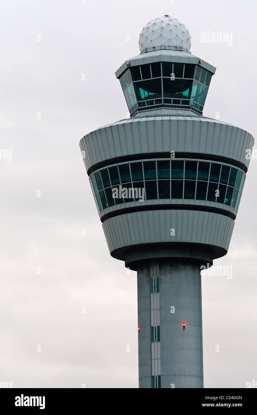La torre di controllo dell'aeroporto di Schiphol Foto Stock