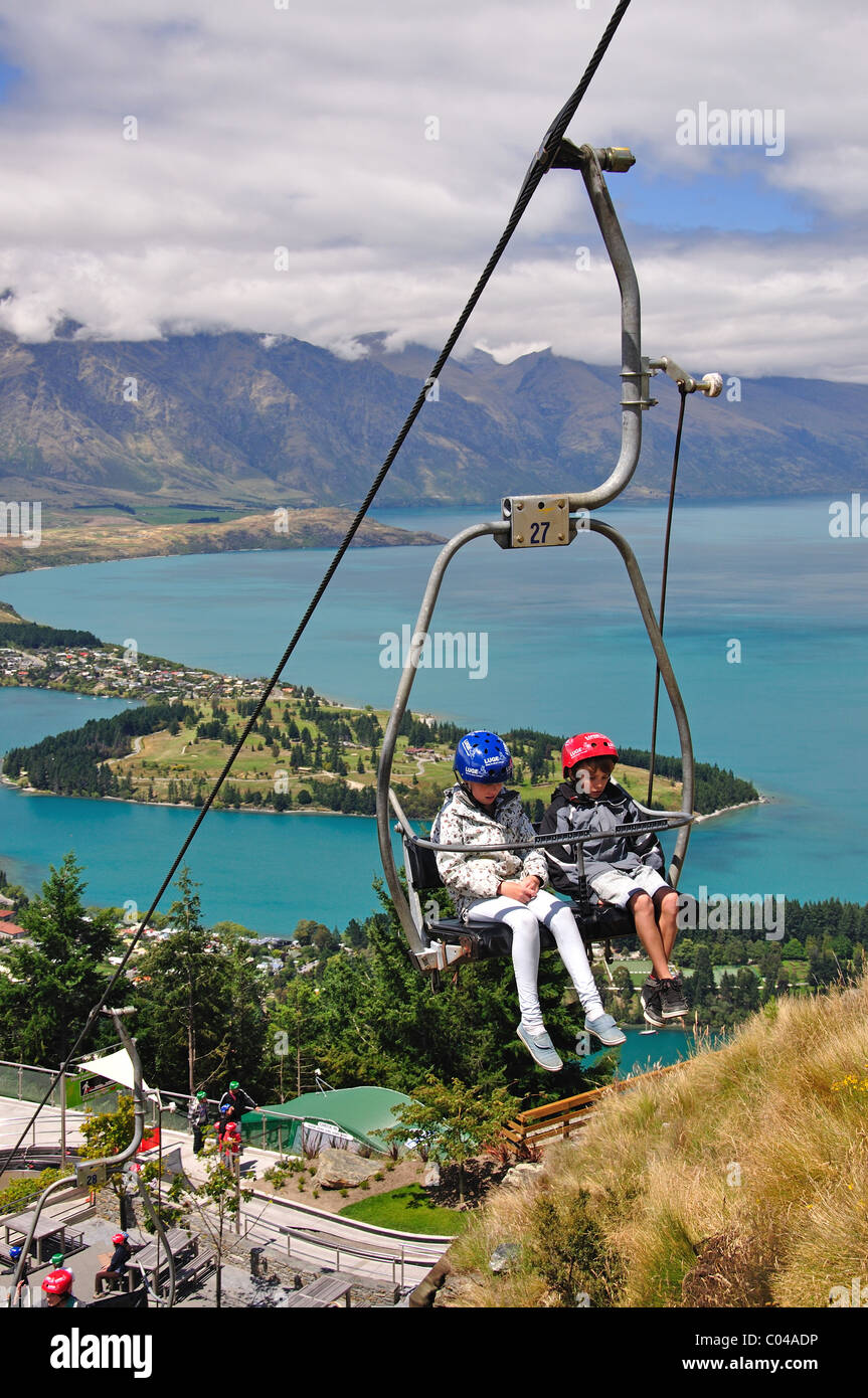 Il Luge seggiovia, lo Skyline Gondola e luge, Queenstown, Regione di Otago, Isola del Sud, Nuova Zelanda Foto Stock