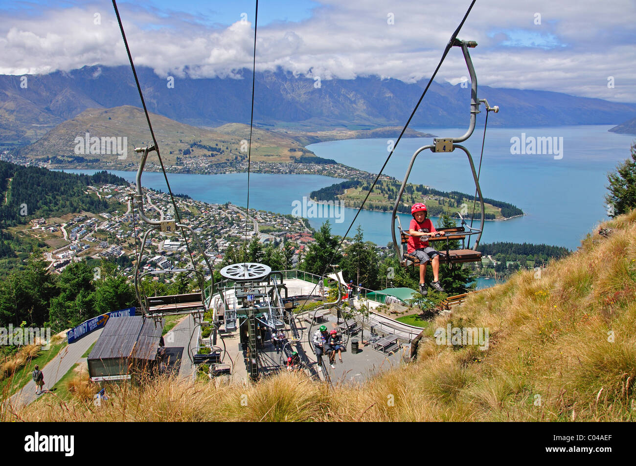 Il Luge seggiovia, lo Skyline Gondola e luge, Queenstown, Regione di Otago, Isola del Sud, Nuova Zelanda Foto Stock