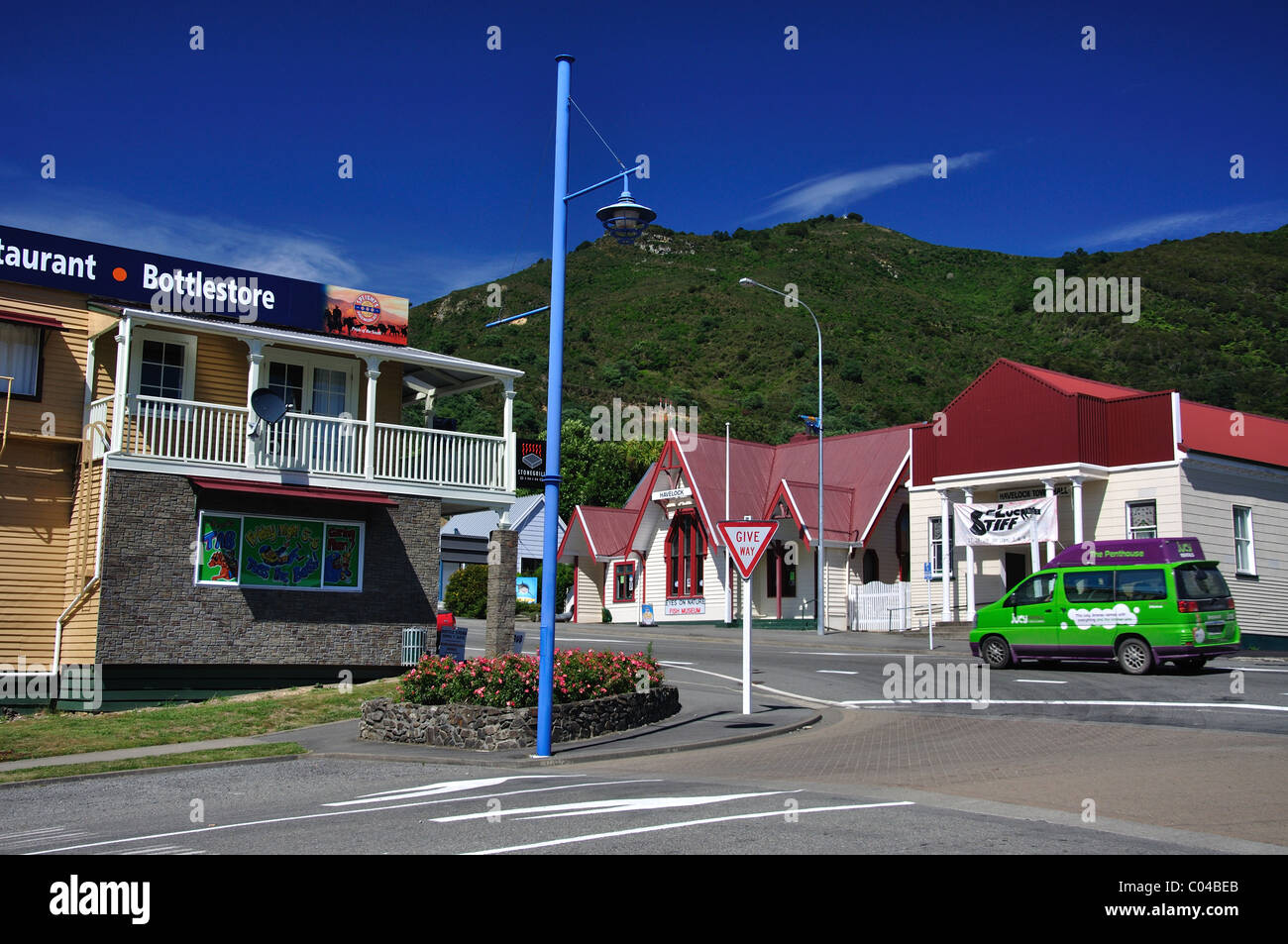 Strada principale, Havelock, Marlborough, Isola del Sud, Nuova Zelanda Foto Stock