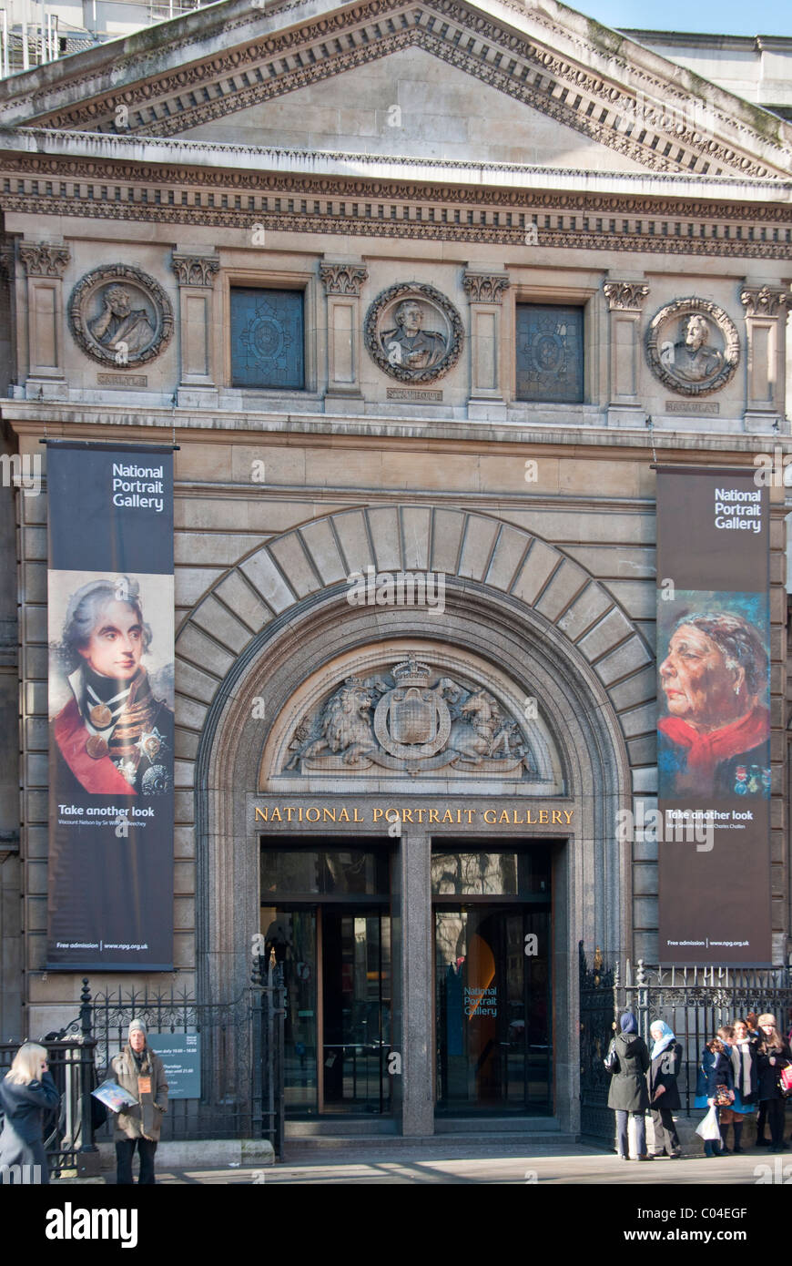 La National Portrait Gallery a Trafalgar Square a Londra, Inghilterra Foto Stock