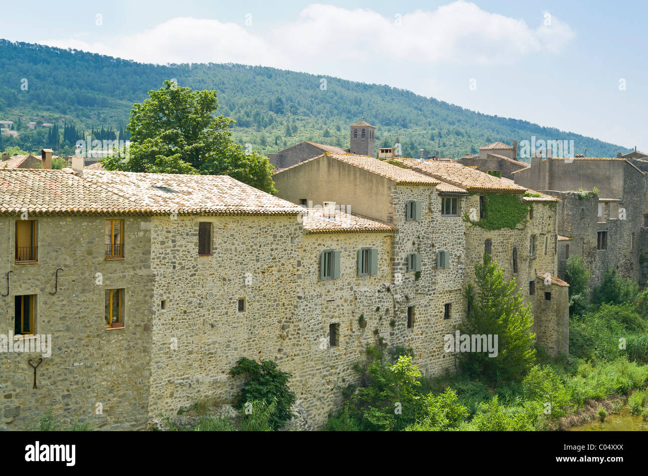 Il villaggio francese di Lagrasse nel Aude regione della Francia Foto Stock