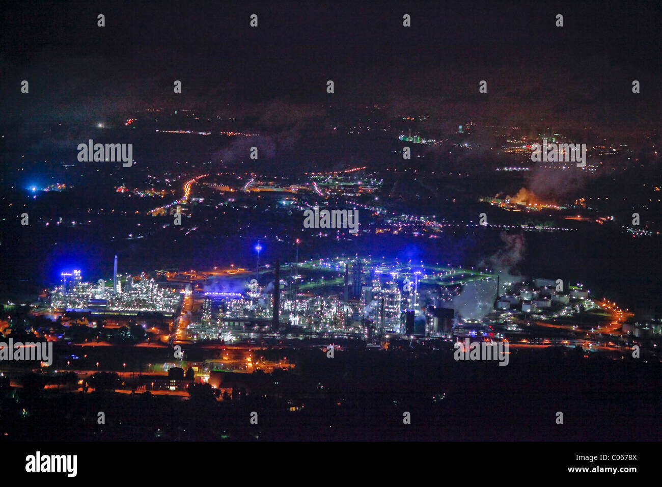 Vista aerea, raffineria, Extraschicht 2010, notte di cultura industriale, festival estivo di Kulturhauptstadt capitale di Foto Stock