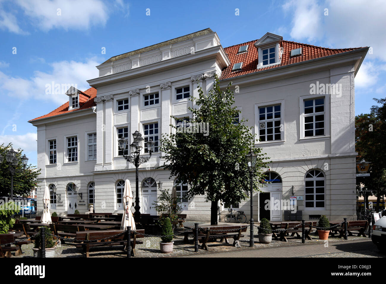 Neustadtrathaus edificio con ristoranti, Braunschweig, Bassa Sassonia, Germania, Europa Foto Stock