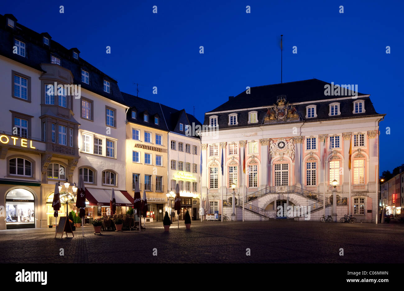 Il vecchio municipio, Bonn, Renania, Renania settentrionale-Vestfalia, Germania, Europa Foto Stock