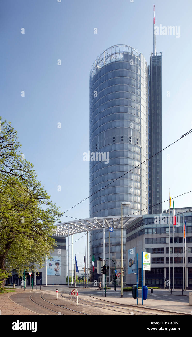 RWE Tower, sede dell'elettricità Rhenish-Westphalian funziona, Essen, Ruhrgebiet regione Renania settentrionale-Vestfalia Foto Stock