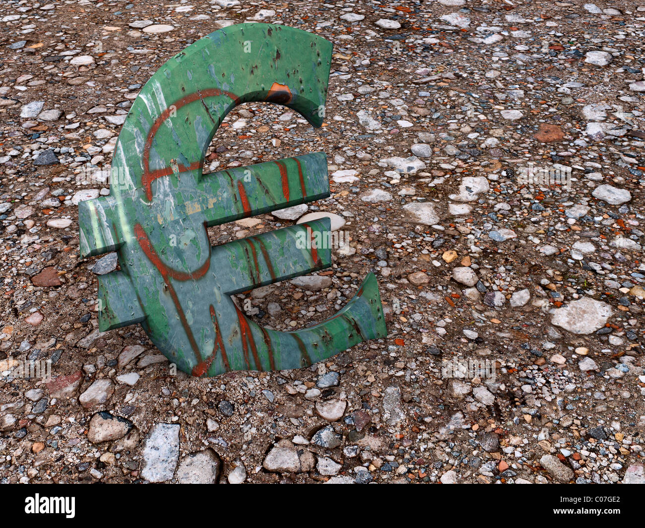 Computer grafica, rusty simbolo euro, immagine simbolica per il calo dell'euro Foto Stock