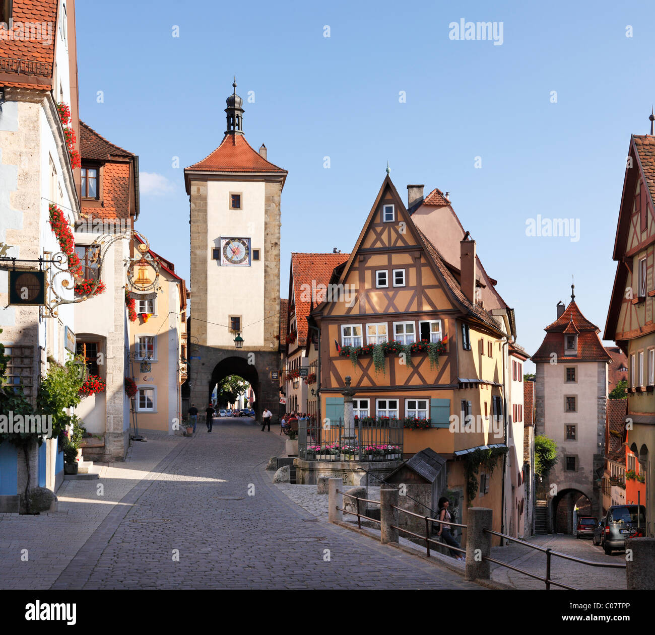 Ploenlein nodo stradale e Siebersturm tower, Rothenburg ob der Tauber, Strada Romantica, Media Franconia, Franconia, Bavaria Foto Stock Ploenlein nodo stradale e Siebersturm tower, Rothenburg ob der Tauber, Strada Romantica, Media Franconia, Franconia, Bavaria Foto Stock