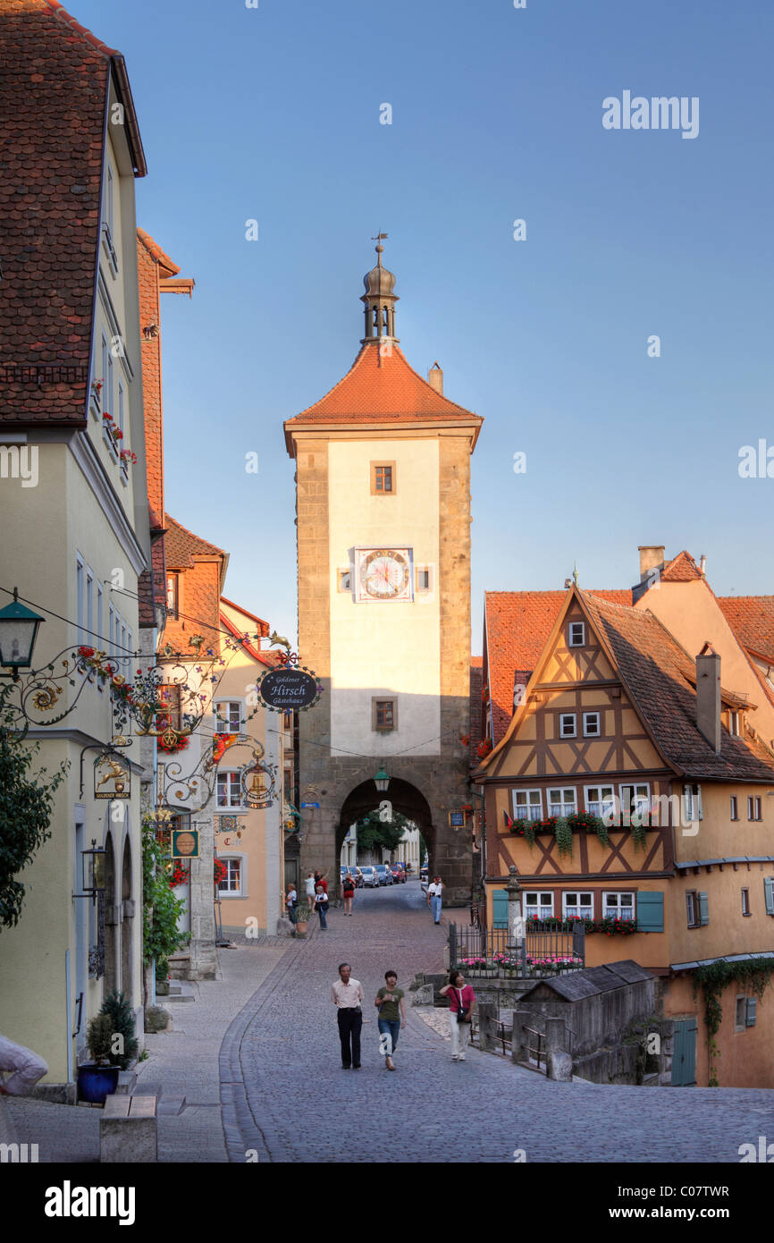 Ploenlein nodo stradale e Siebersturm tower, Rothenburg ob der Tauber, Strada Romantica, Media Franconia, Franconia, Bavaria Foto Stock Ploenlein nodo stradale e Siebersturm tower, Rothenburg ob der Tauber, Strada Romantica, Media Franconia, Franconia, Bavaria Foto Stock