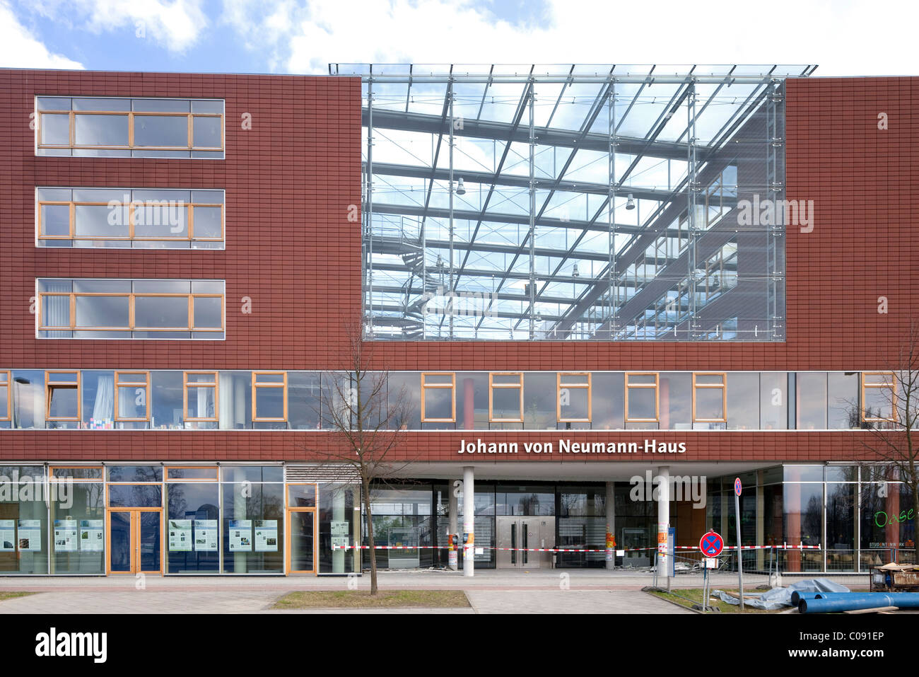 Johann von Neumann-Haus, Istituto di Matematica e Informatica, Humboldt University di Adlershof della Città della Scienza, Berlino Foto Stock