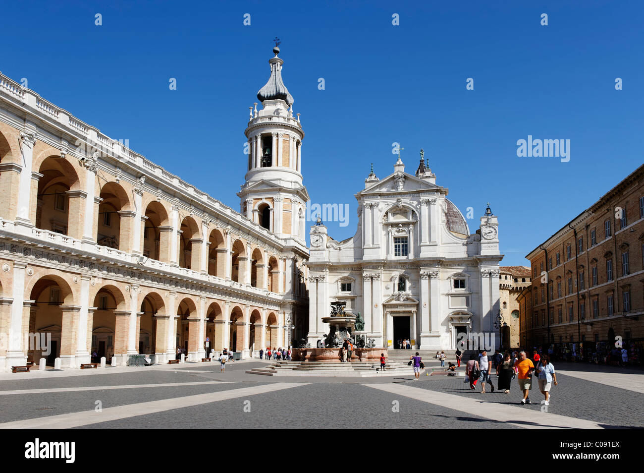 Pellegrinaggio comune di Loreto, della Basilica della Santa Casa, come