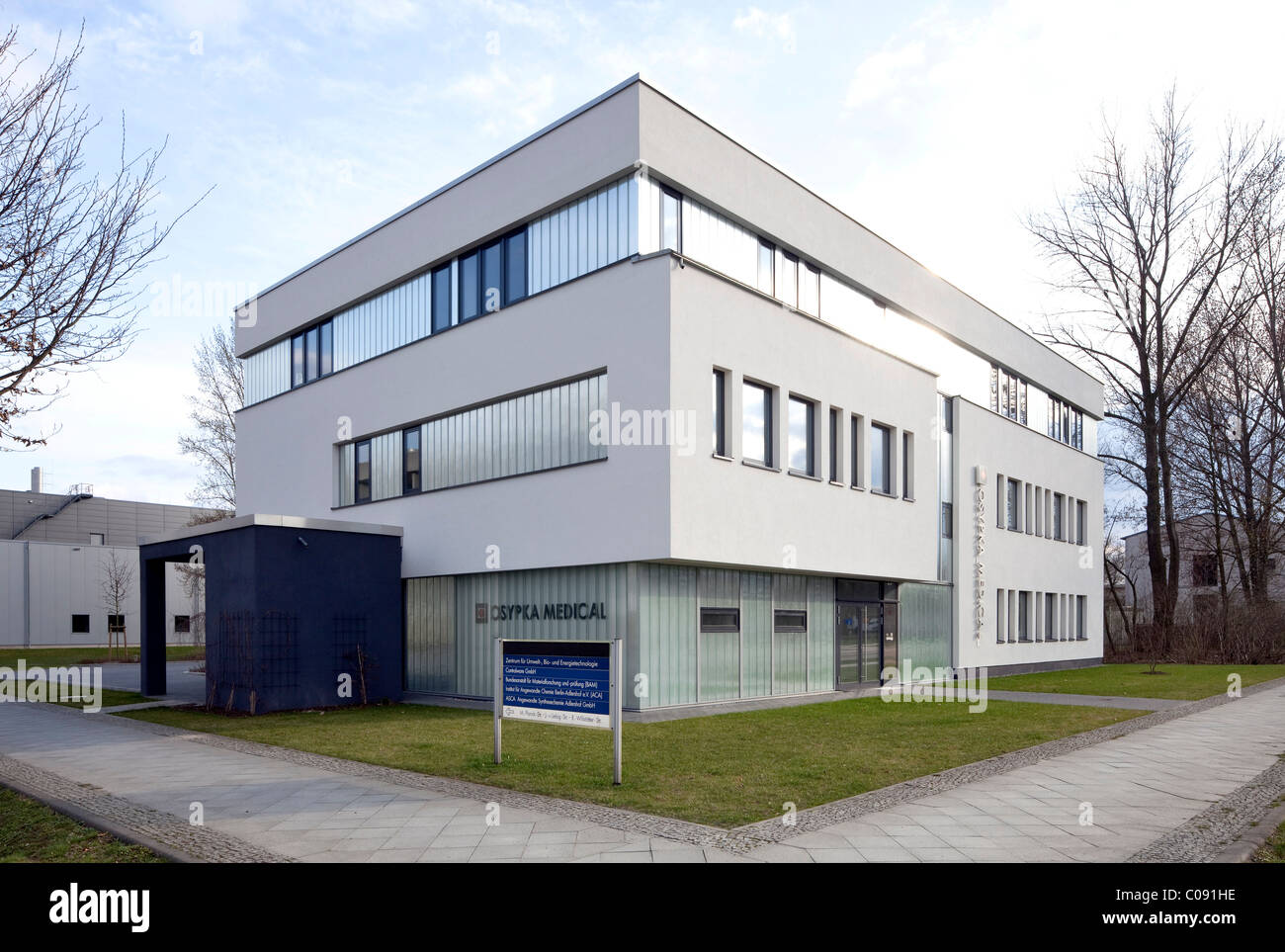 Istituto edificio, Adlershof della Città della Scienza, Berlino, Germania, Europa Foto Stock