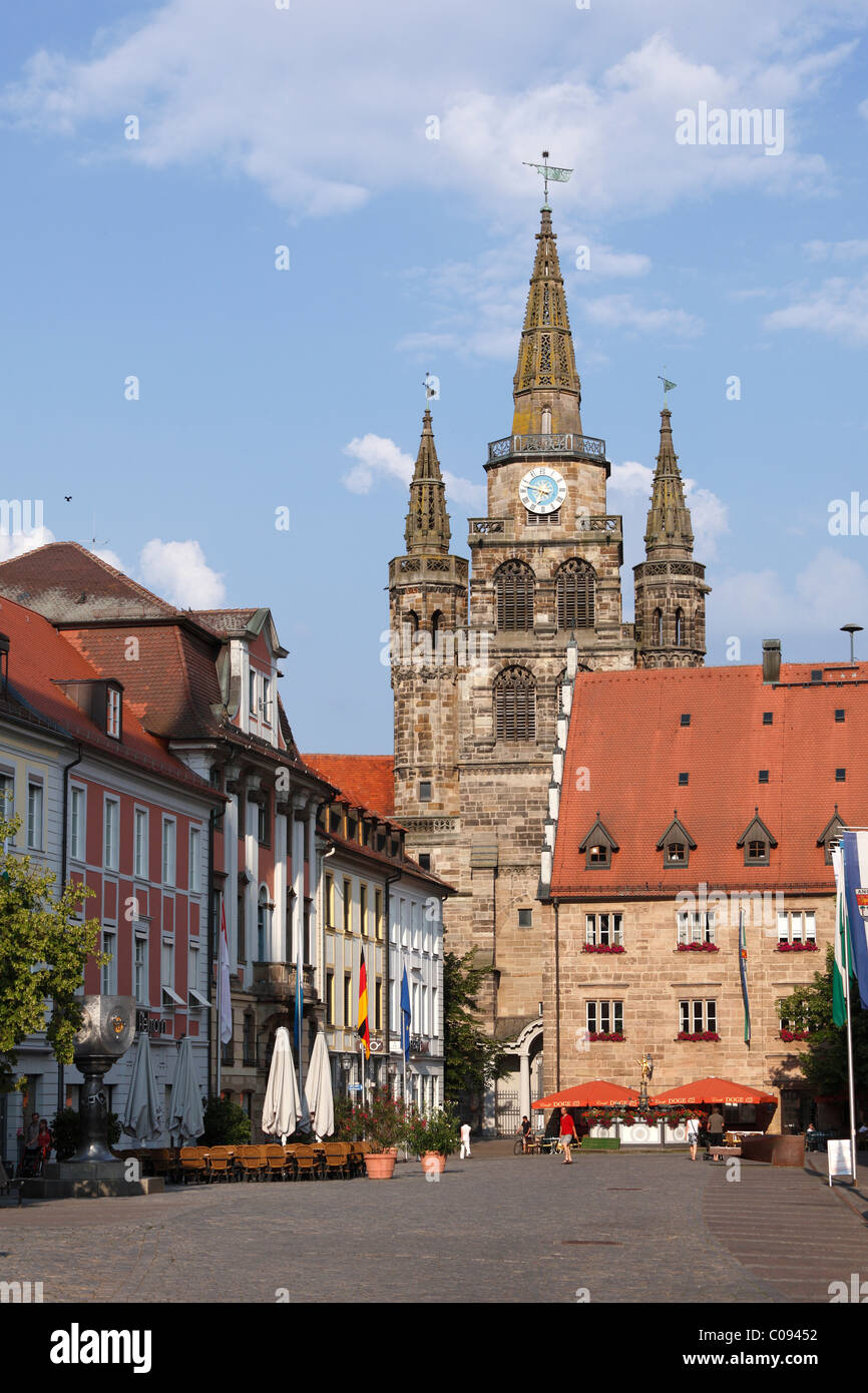 Martin-Luther-Platz, Municipio e Chiesa di San Gumbertus, Ansbach, Media Franconia, Franken, Baviera, Germania, Europa Foto Stock