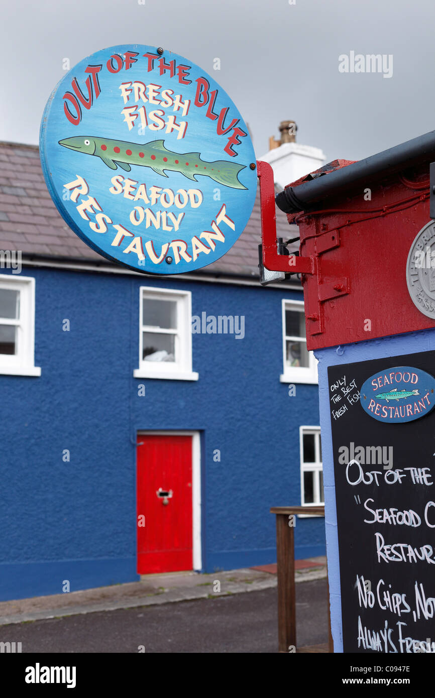 Al di fuori del blu ristorante di pesce, Dingle, nella contea di Kerry, Irlanda Isole britanniche, Europa Foto Stock