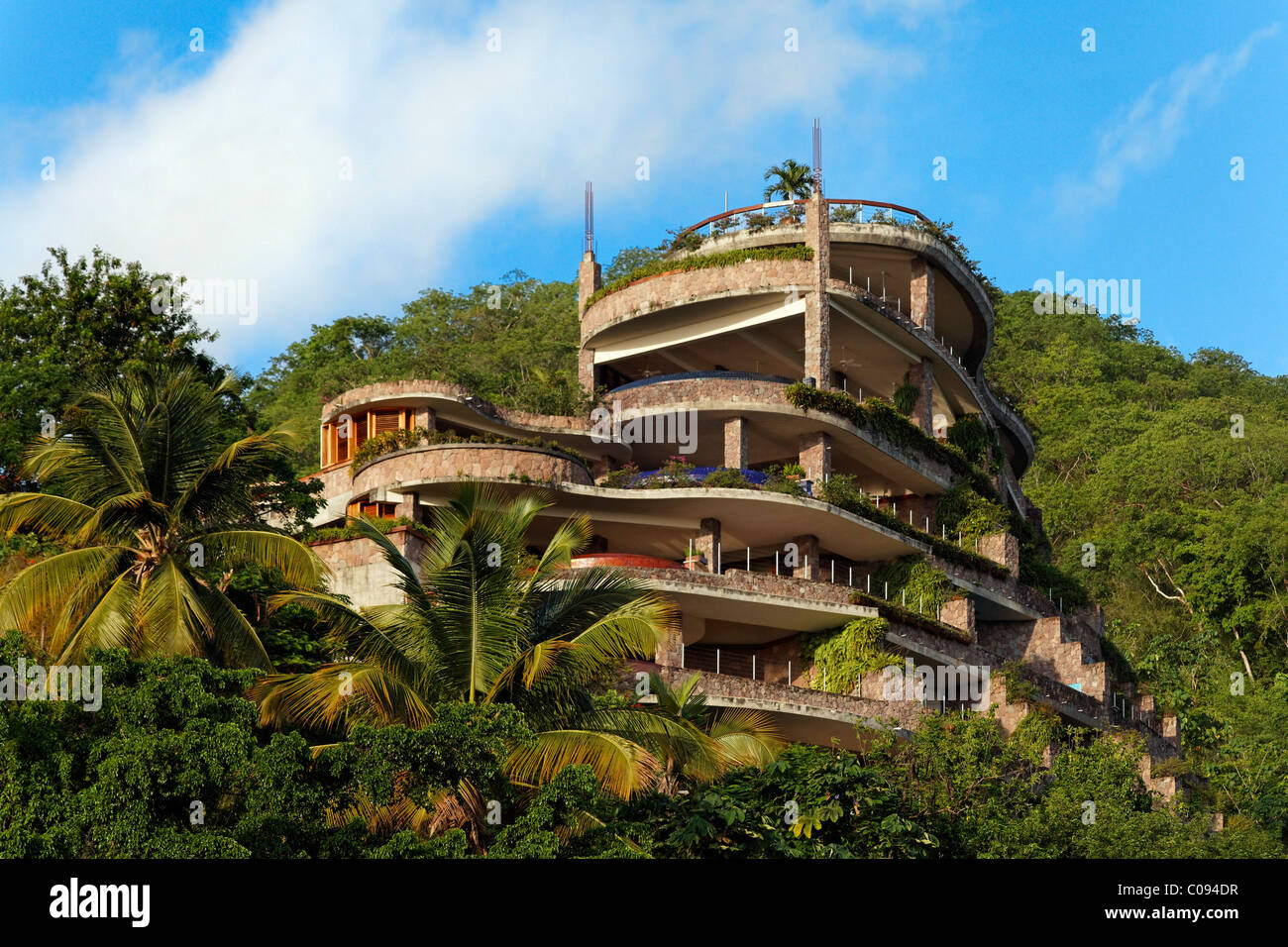 Il Jade Mountain hotel di lusso, nessuna parete esterna, rain forest, Saint Lucia, isole Windward, Piccole Antille, dei Caraibi Foto Stock