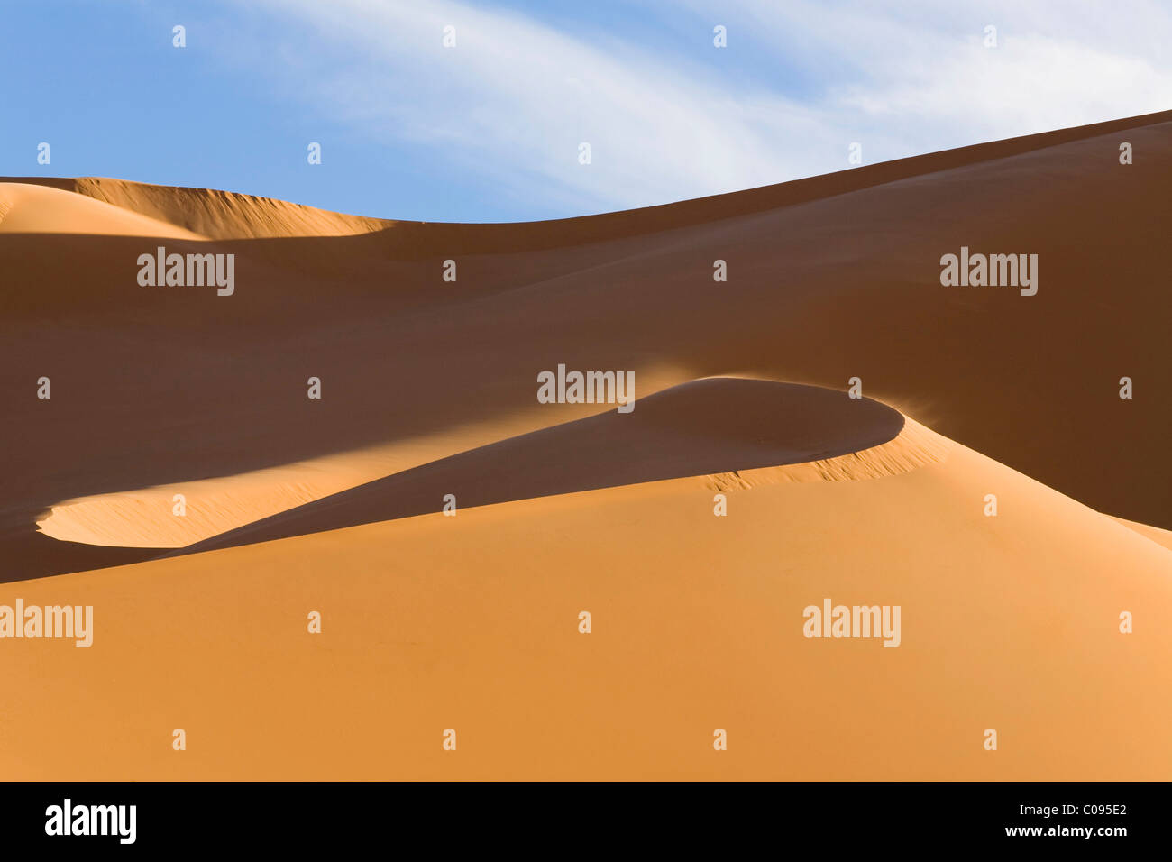 Le dune di sabbia del deserto libico, Erg Murzuq, Libia, Sahara, Africa Settentrionale, Africa Foto Stock
