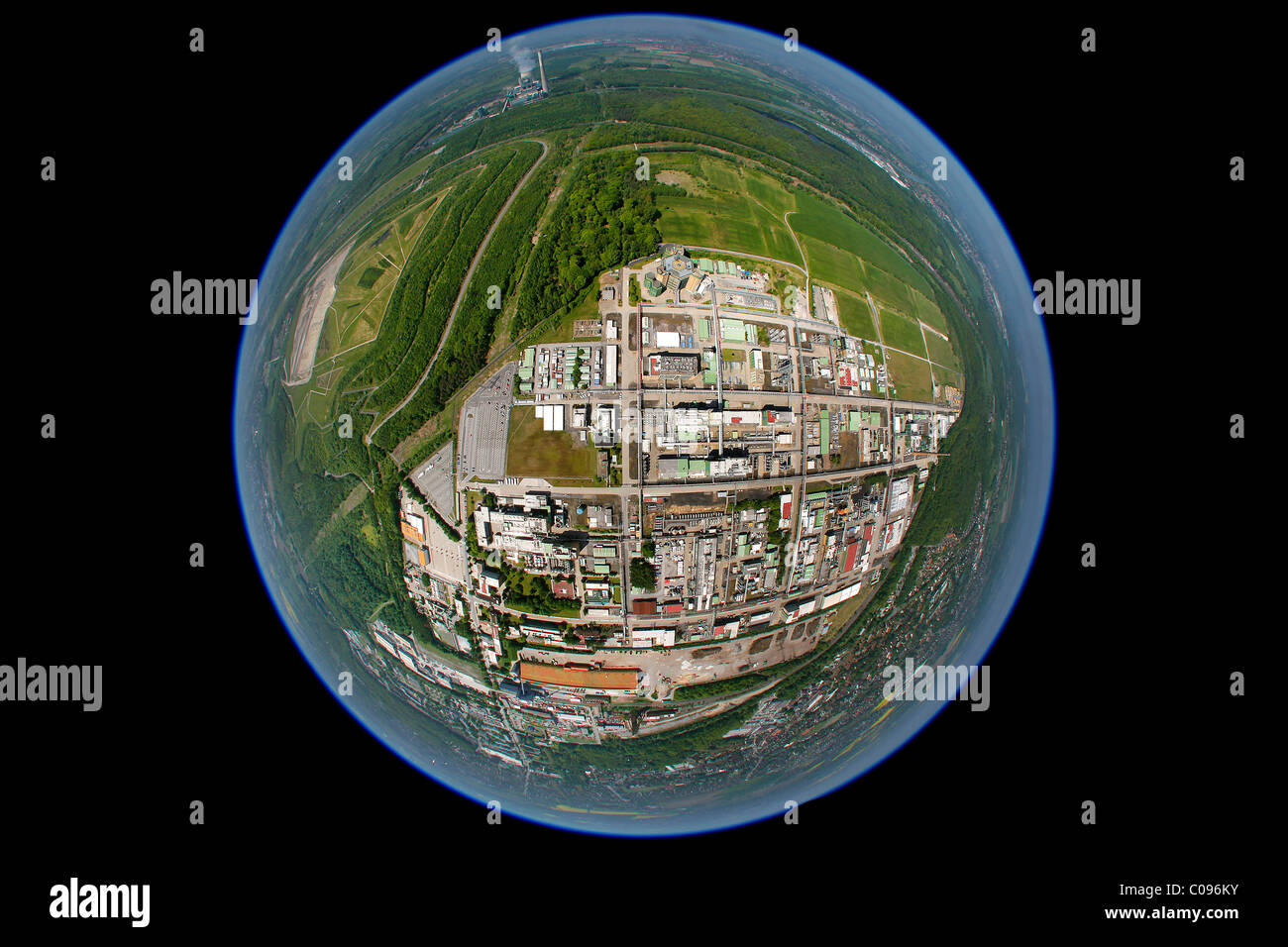 Vista aerea, obiettivo fisheye, edifici della Schering AG, una società farmaceutica tedesca, Bergkamen, zona della Ruhr Foto Stock