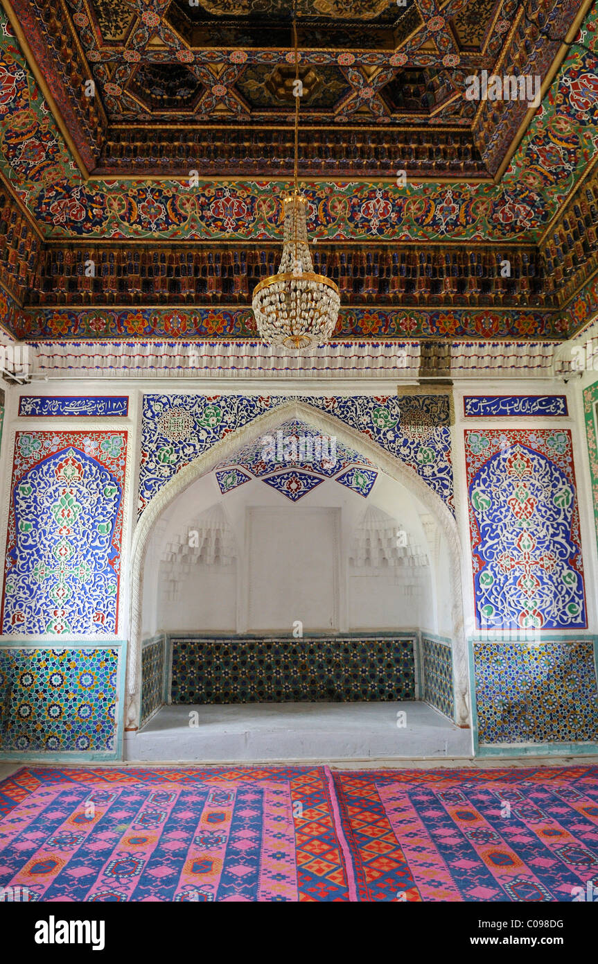 Hall a Emiro Khudayar Khan Palace, Kokand, Khoqand, Valle di Fergana, Silk Road, Uzbekistan in Asia centrale Foto Stock