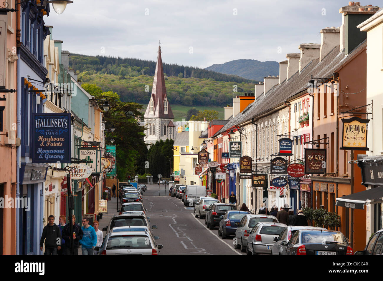Henry Street, Kenmare, Ring of Kerry County Kerry, Irlanda Isole britanniche, Europa Foto Stock