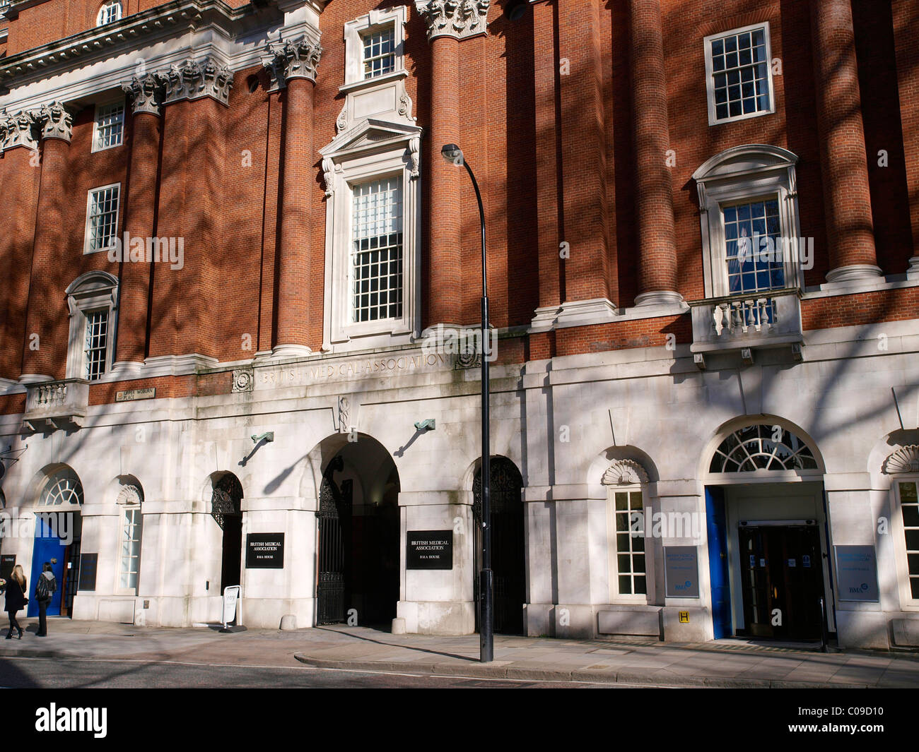 La British Medical Association capo ufficio, casa di BMA, Tavistock Square, London WC1H 9JP Foto Stock