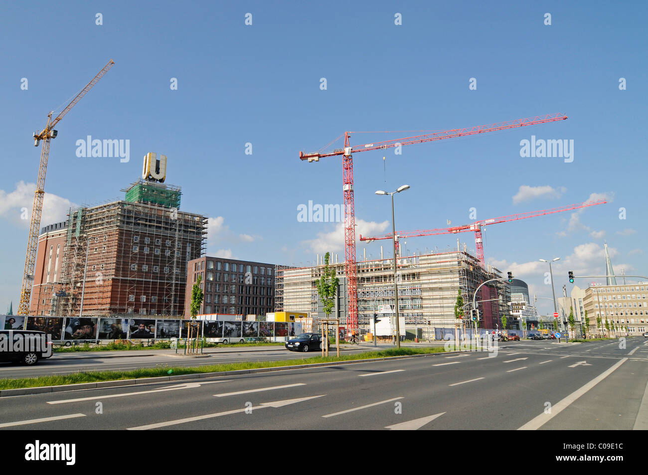 U-torre, ex birrificio Union, centro culturale, centro di arte e cultura, un cantiere edile, un punto di riferimento Foto Stock