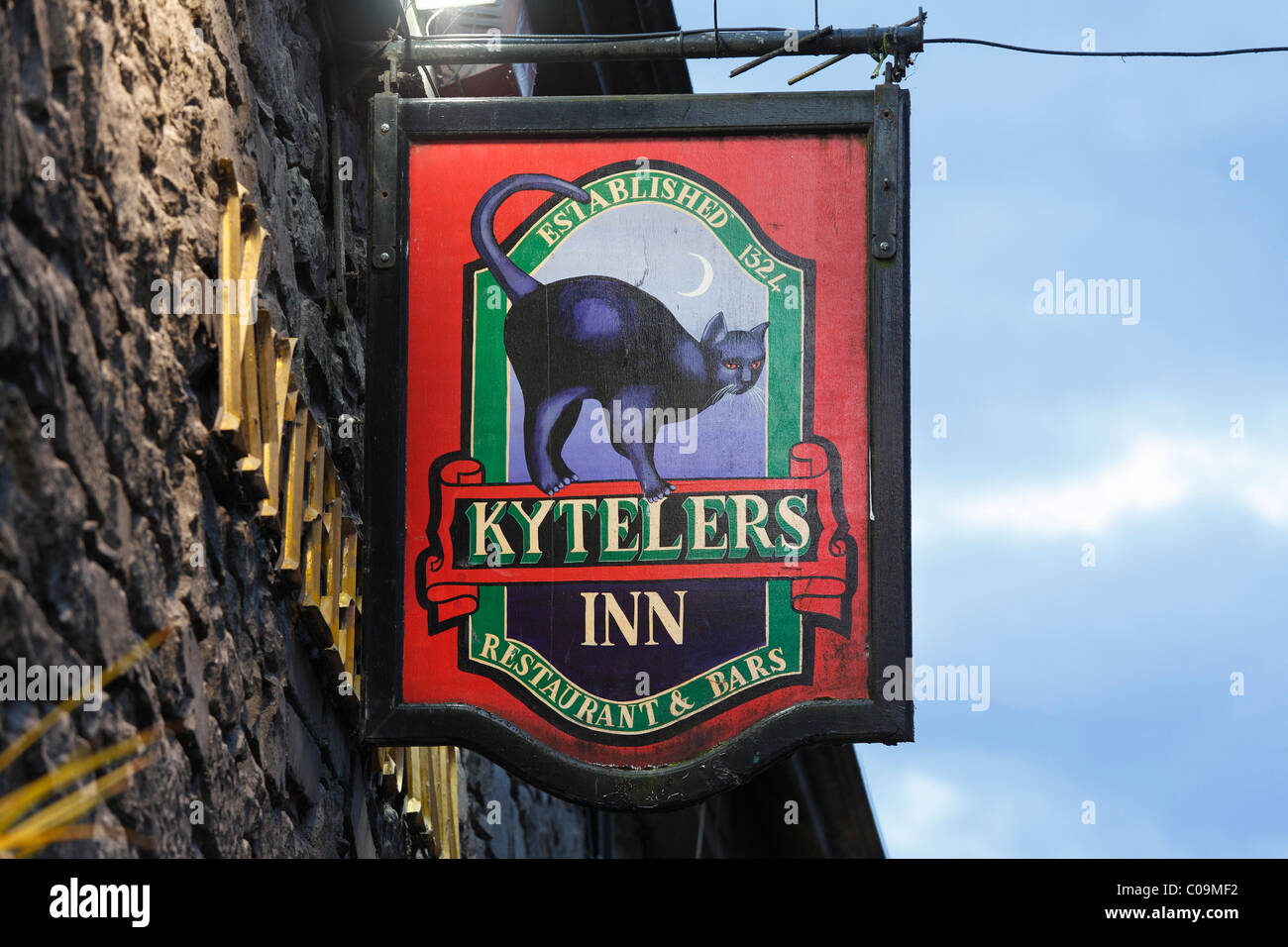 Ristorante segno, ristorante e pub, Kyteler's Inn, Kilkenny, nella Contea di Kilkenny, Irlanda Isole britanniche, Europa Foto Stock