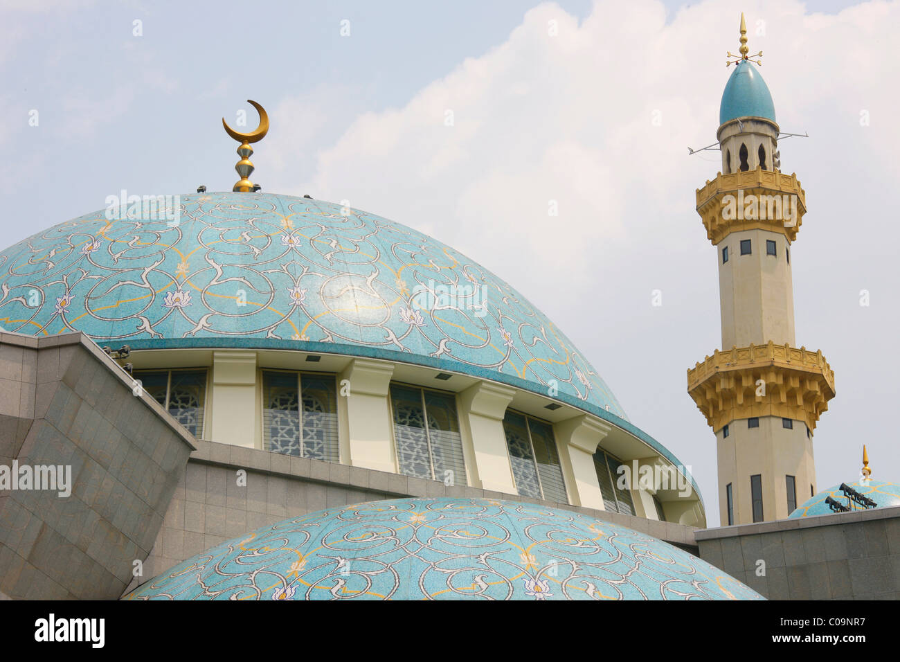 Cupola e minareto della Wilayah Persekutuan moschea, Kuala Lumpur, Malesia, Asia Foto Stock