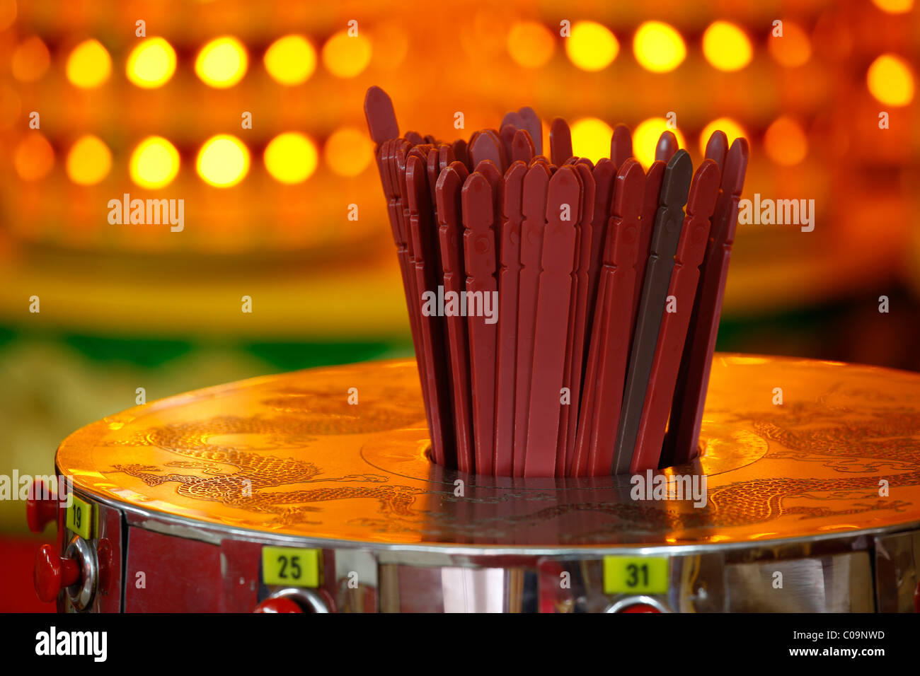 Intercessioni per la Mother-Ancestor, Thean Hou tempio Cinese, Kuala Lumpur, Malesia, Asia Foto Stock