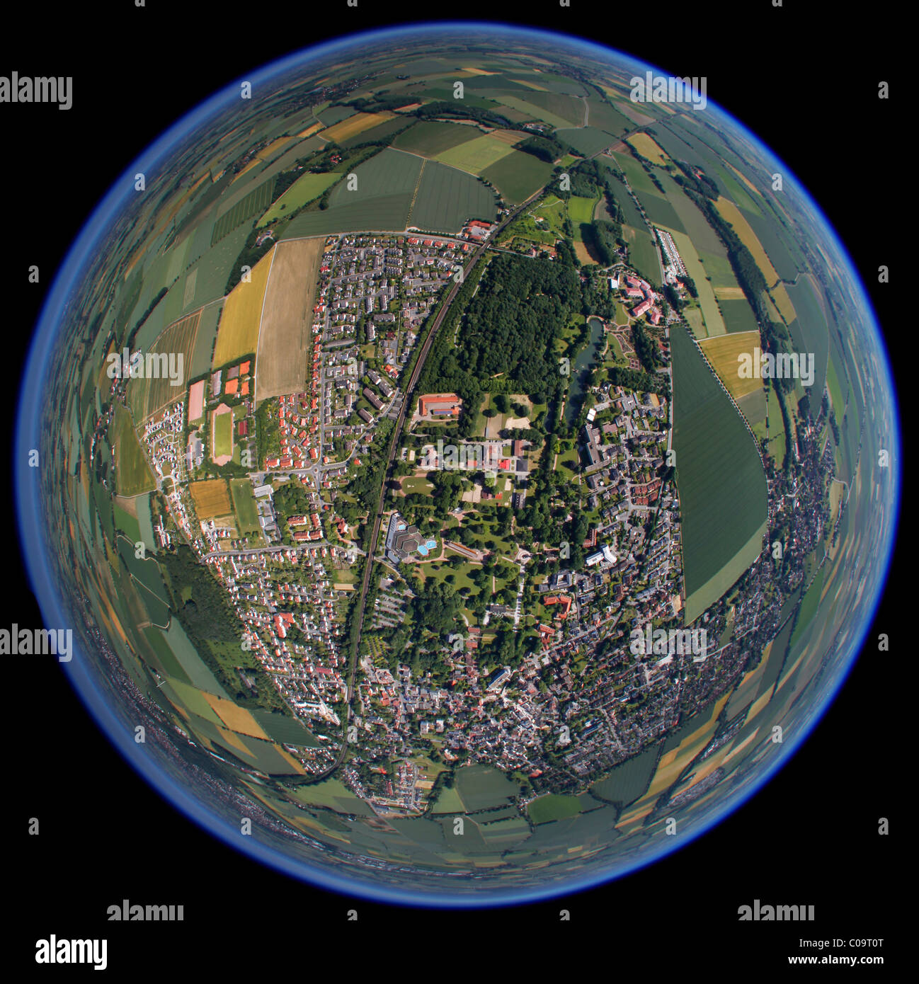 Vista aerea, fisheye, Bad Sassendorf, Renania settentrionale-Vestfalia, Germania, Europa Foto Stock