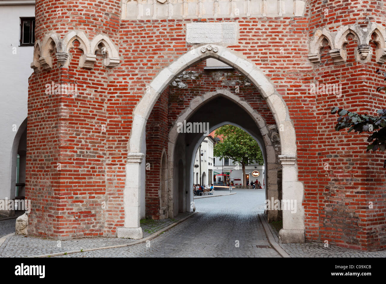 Kreuztor city gate di Ingolstadt, Alta Baviera, Baviera, Germania, Europa Foto Stock
