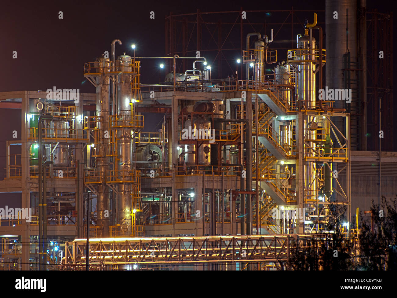 Vista serale di un parco industriale. Foto Stock