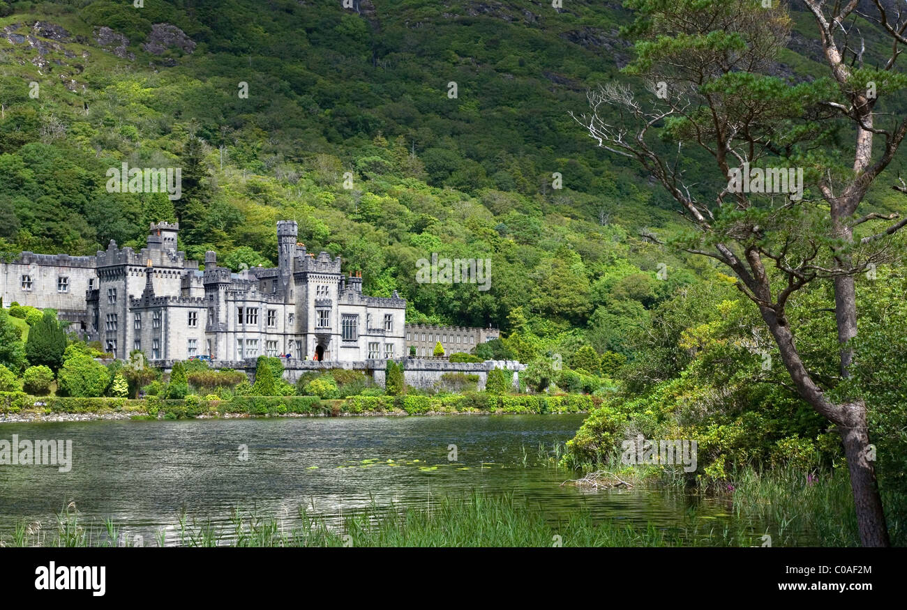 Kylemore Abbey. County Galwey. Repubblica di Irlanda. Foto Stock