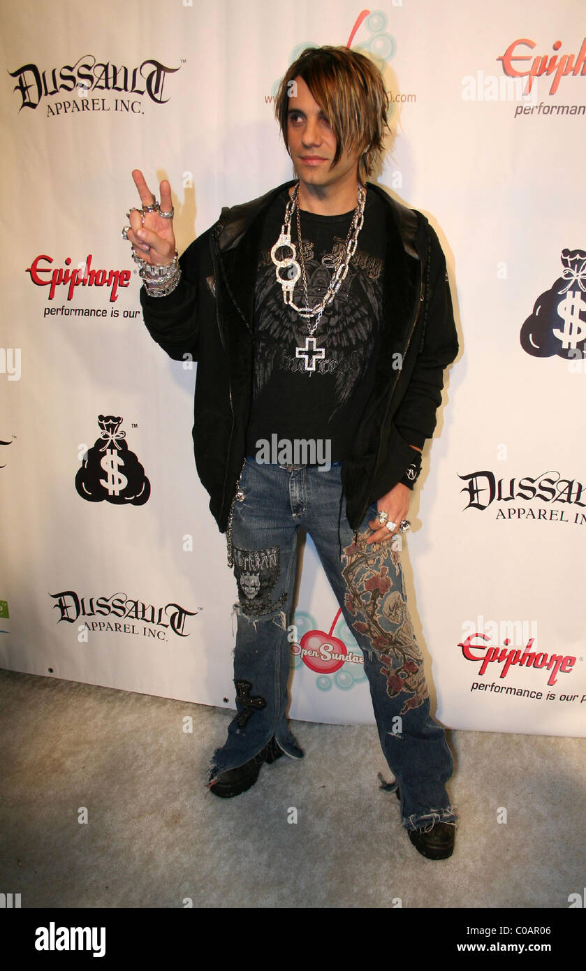 Criss Angel Launch party per la Dussault Abbigliamento Motel store su Melrose Avenue Gli arrivi di Los Angeles California 08.11.07 Foto stock Alamy