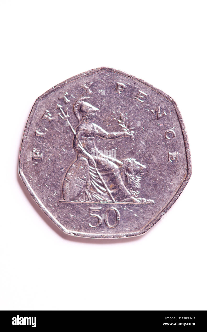Un cinquanta pence 50p moneta dalla valuta inglese su sfondo bianco Foto Stock