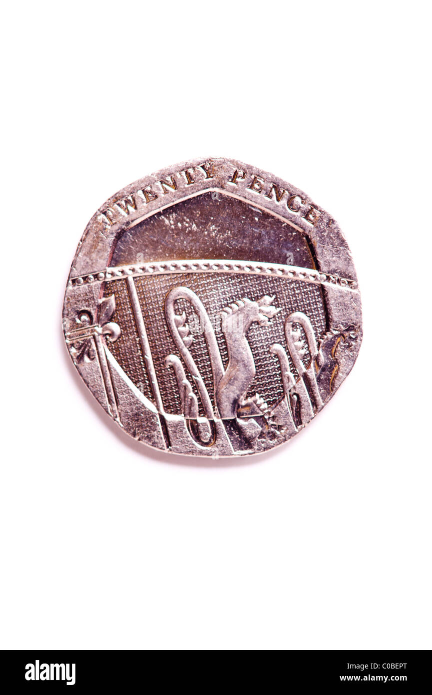 Una ventina di pence 20p moneta dalla valuta inglese su sfondo bianco Foto Stock