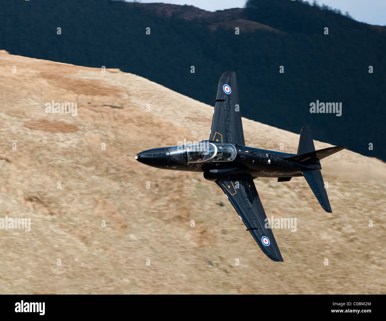 Egli Hawk prima entrarono in servizio con la RAF nel 1976, sia come un avanzato battenti-formazione di aeromobili e di un armamento aereo di formazione Foto Stock