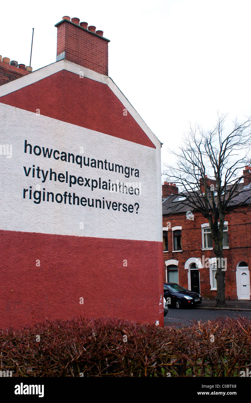 Murale su una veletta vicino all'Ormeau Road nel sud di Belfast, Irlanda del Nord Foto Stock