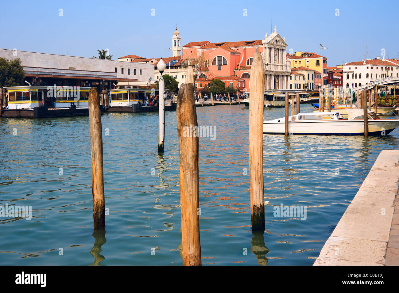 Ponte della ferrovia di venezia immagini e fotografie stock ad alta ...