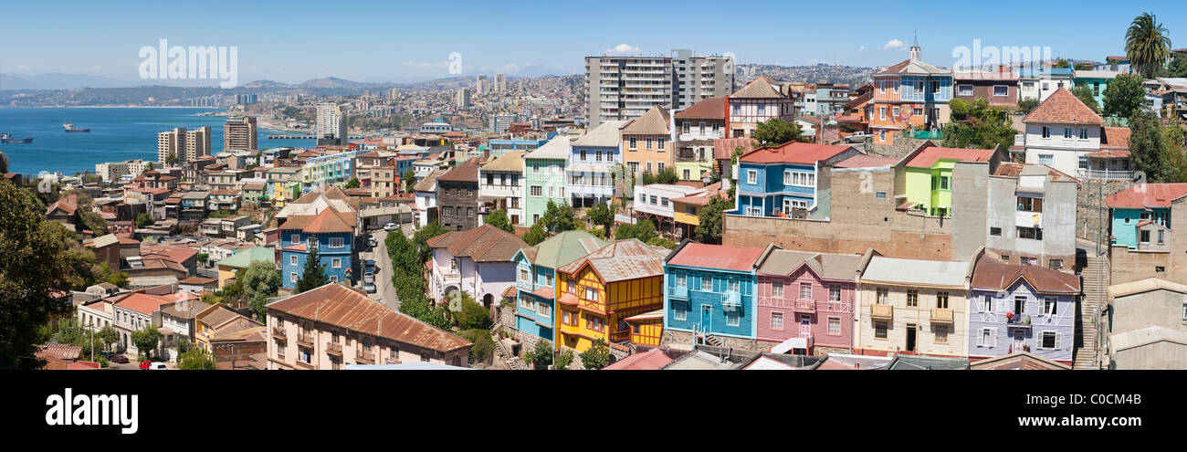 Vista panoramica sul centro storico della città di Valparaiso, Cile, patrimonio mondiale dell UNESCO. Foto Stock