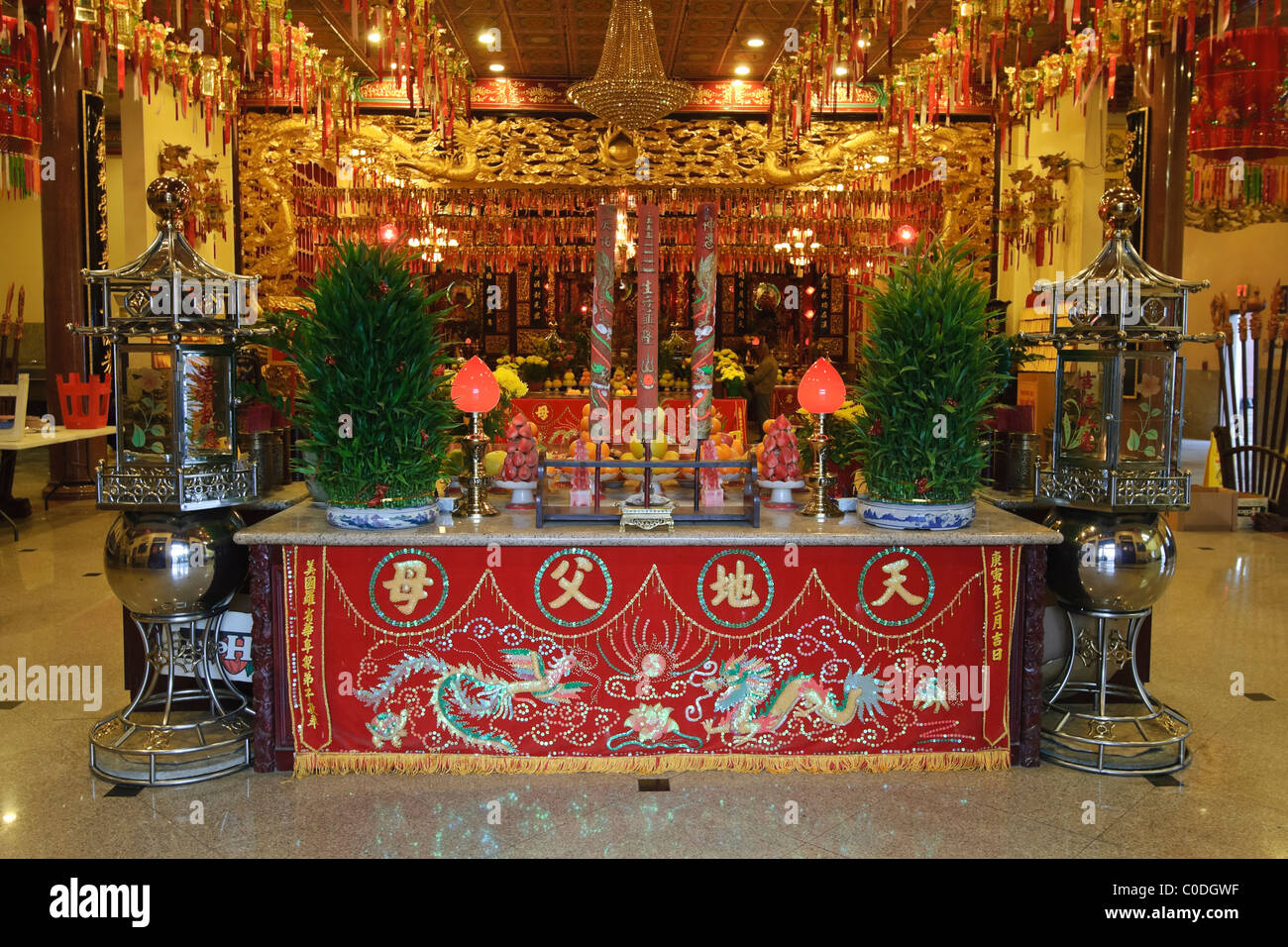 Tempio Thien Hau, un tempio taoista nella Chinatown di Los Angeles. Foto Stock