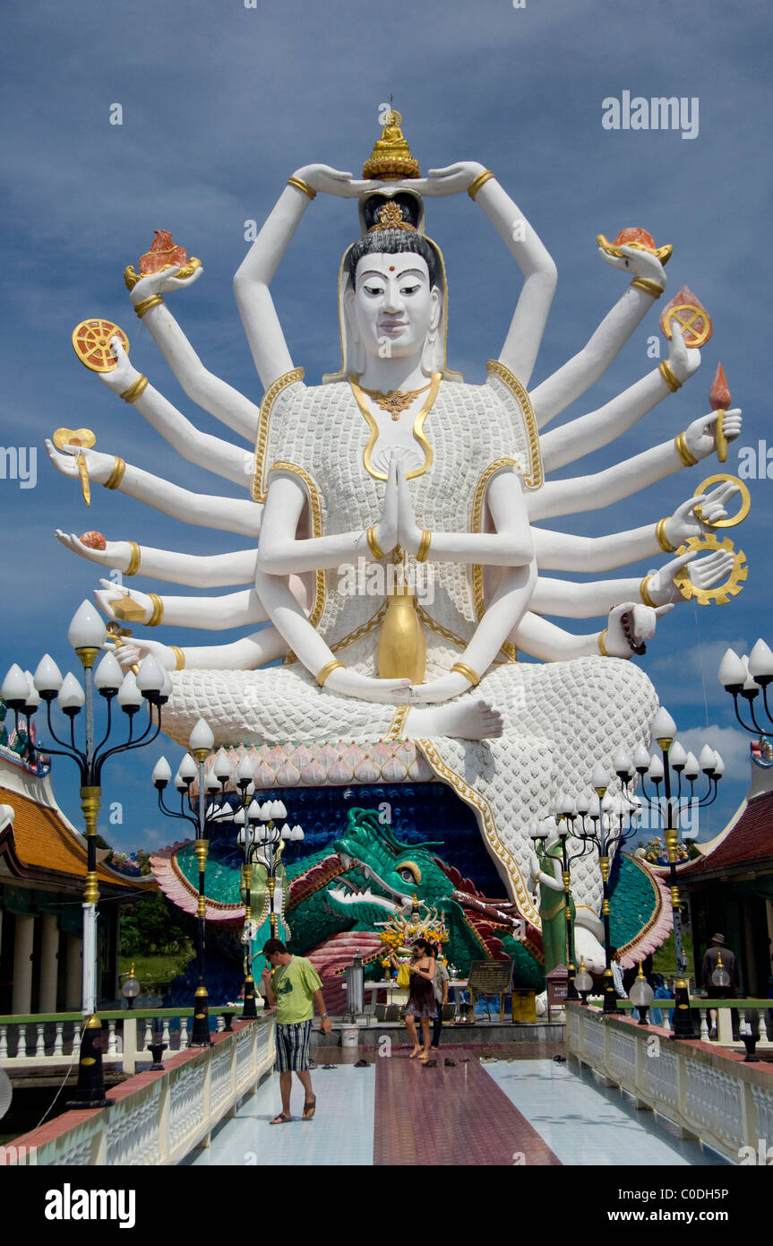 Thailandia, Ko Samui (aka Koh Samui). Wat Plai Laem aka Plai Laem Tempio. Foto Stock