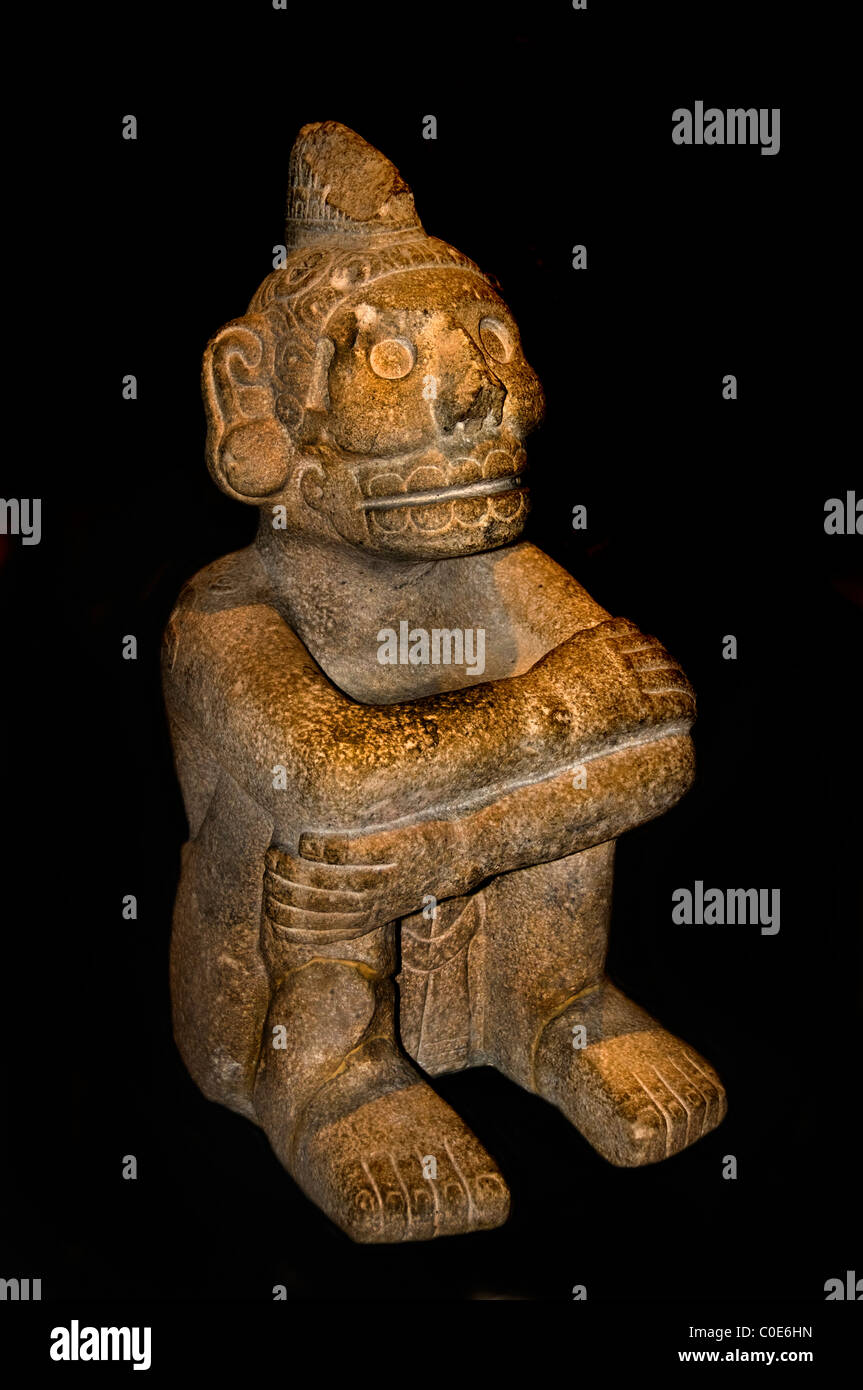 Figura seduta di Mictlantecuhtli Aztec annuncio 1350 1521 arenaria da Veracruz native american indian Messico Museo Messicano Foto Stock